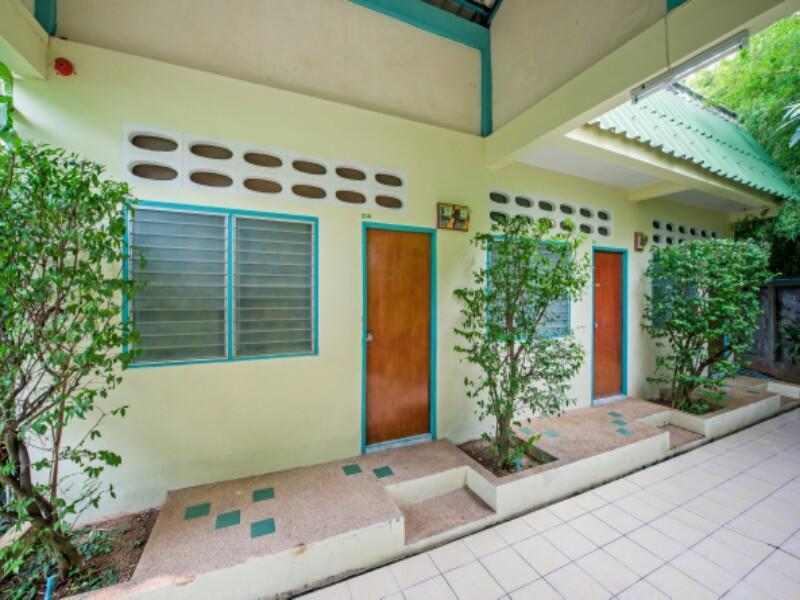 Baantonsai Garden Resort - SHA Extra Plus Patong Exterior foto